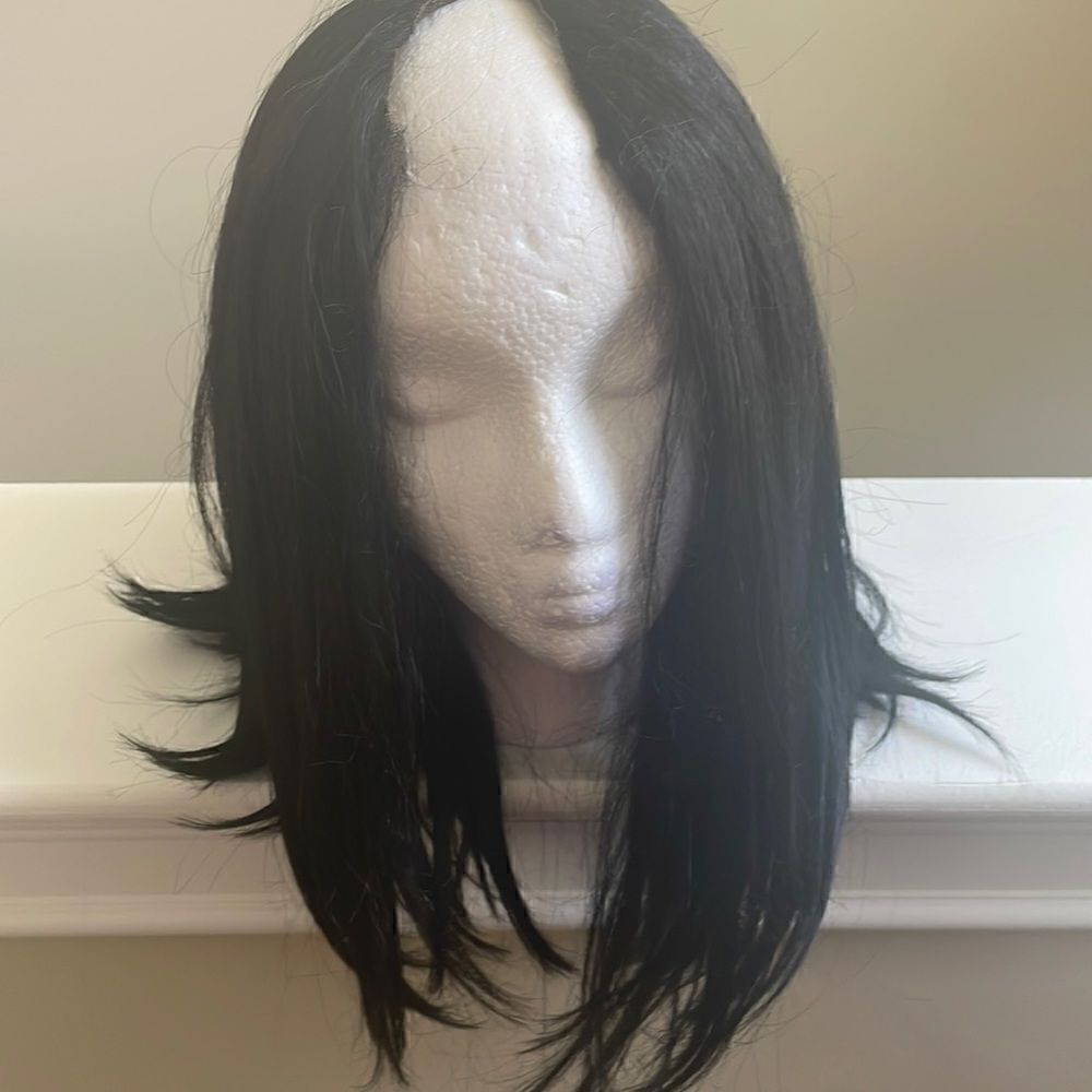 Lightly used synthetic u part Bob Wig​​​​​​​​​​​​​​​​​​